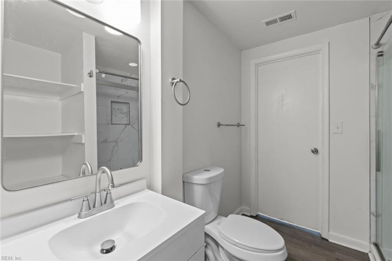 Photo 12 of 39 residential for sale in Portsmouth virginia Photo 12 of 39 residential for sale in Portsmouth virginia