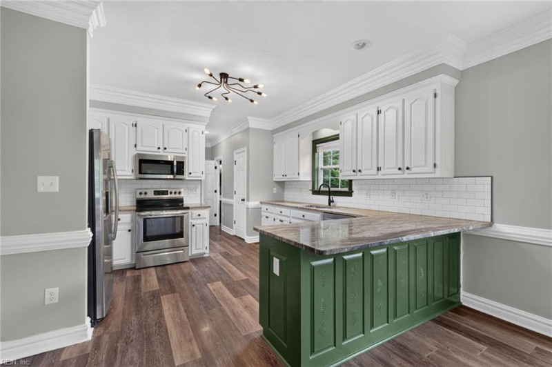 Photo 13 of 42 residential for sale in Currituck County virginia