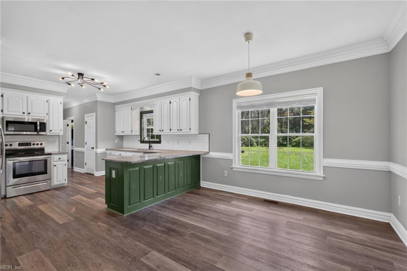Photo 19 of 42 residential for sale in Currituck County virginia