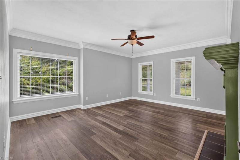 Photo 23 of 42 residential for sale in Currituck County virginia
