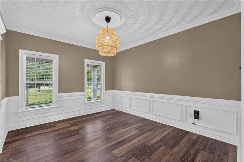 Photo 26 of 42 residential for sale in Currituck County virginia