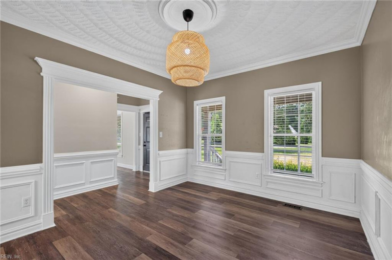 Photo 28 of 42 residential for sale in Currituck County virginia