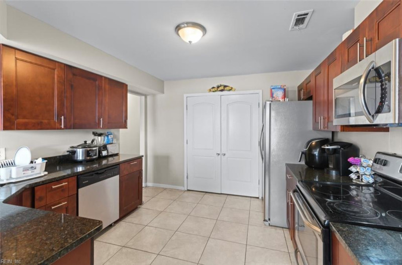 Photo 12 of 20 residential for sale in Hampton virginia