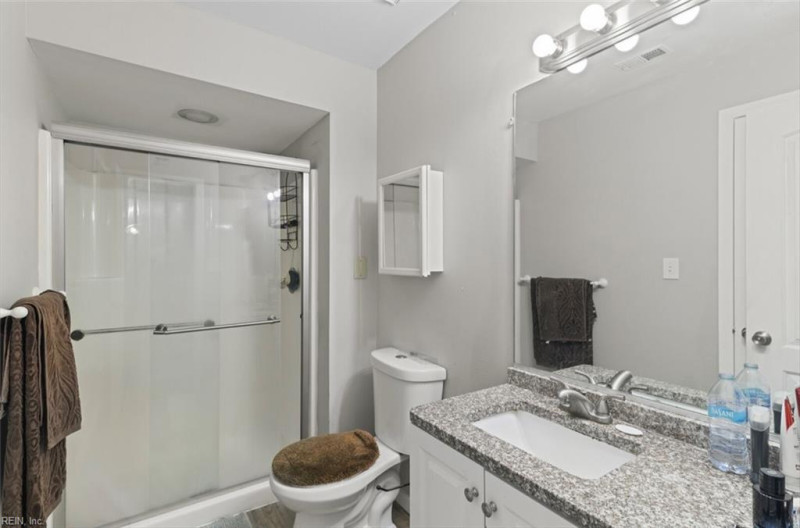 Photo 19 of 20 residential for sale in Hampton virginia