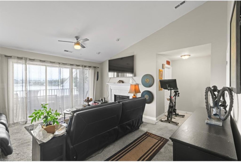 Photo 7 of 20 residential for sale in Hampton virginia
