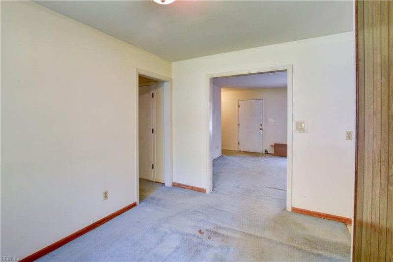 Photo 19 of 43 residential for sale in Newport News virginia