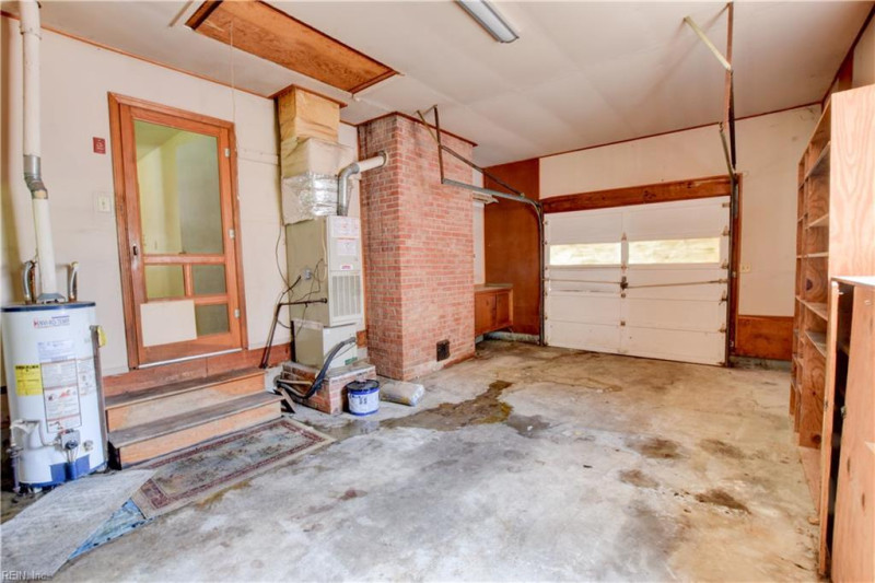 Photo 27 of 43 residential for sale in Newport News virginia