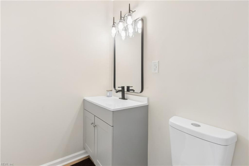 Photo 16 of 32 residential for sale in Virginia Beach virginia