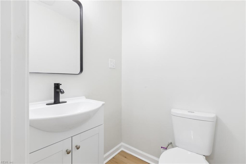 Photo 23 of 32 residential for sale in Virginia Beach virginia