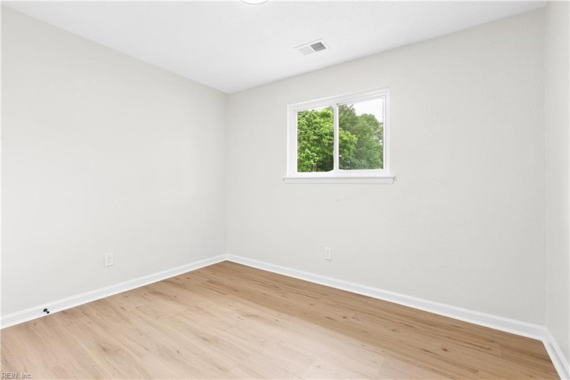 Photo 26 of 32 residential for sale in Virginia Beach virginia