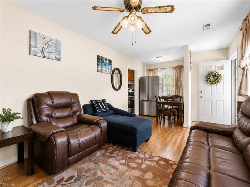 Photo 5 of 23 residential for sale in Newport News virginia