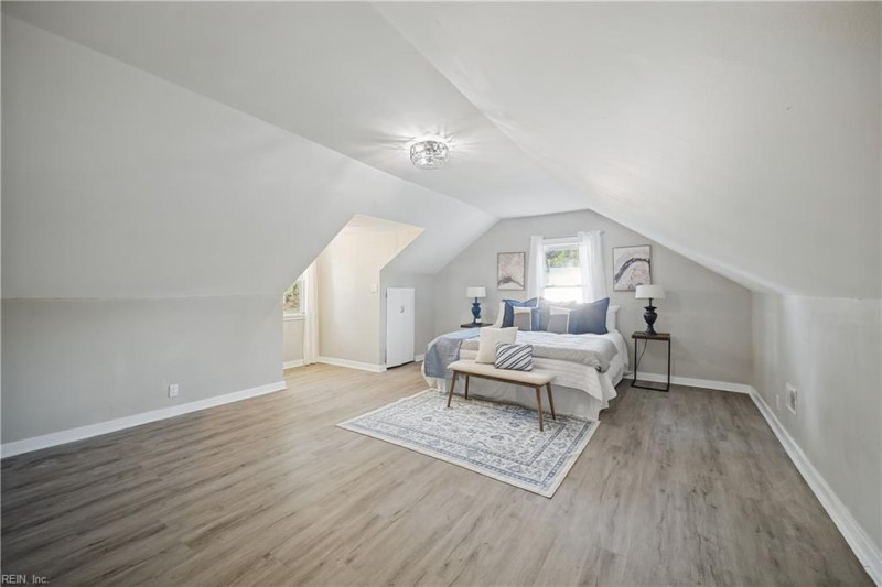 Photo 28 of 42 residential for sale in Portsmouth virginia