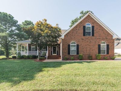 property image for 703 Lismore Court NEWPORT NEWS VA 23602