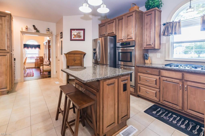 Photo 13 of 50 residential for sale in Newport News virginia