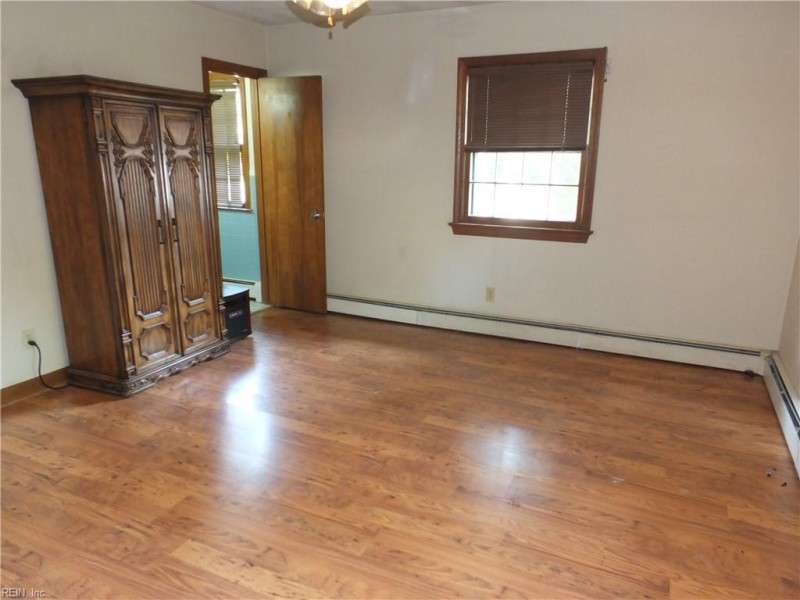 Photo 11 of 23 residential for sale in Norfolk virginia Photo 11 of 23 residential for sale in Norfolk virginia