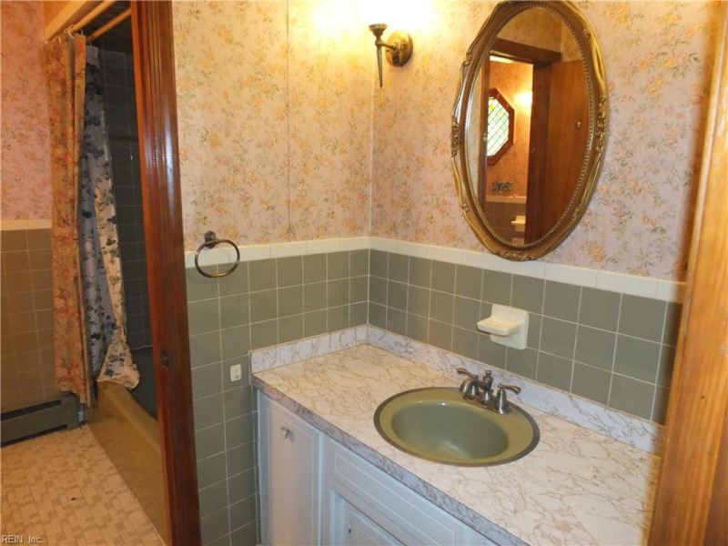 Photo 7 of 23 residential for sale in Norfolk virginia Photo 7 of 23 residential for sale in Norfolk virginia