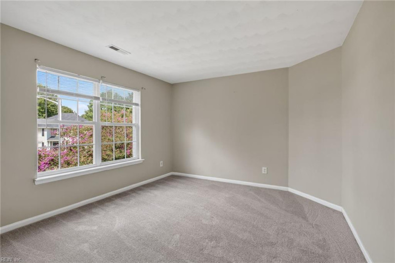 Photo 40 of 46 residential for sale in Chesapeake virginia Photo 40 of 46 residential for sale in Chesapeake virginia