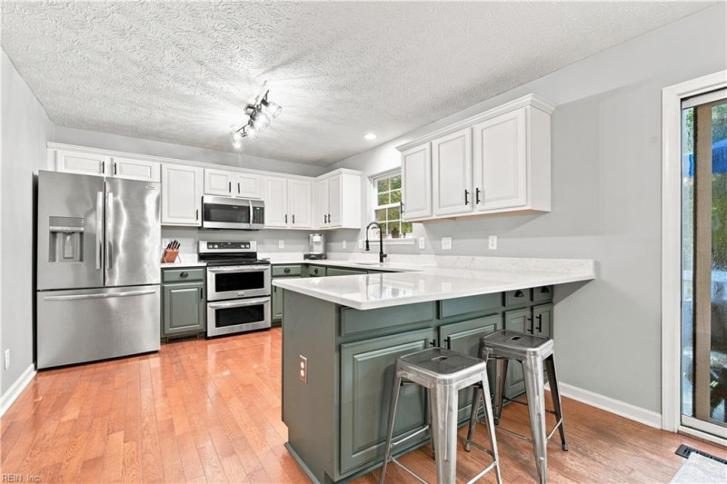 Photo 13 of 41 residential for sale in Isle of Wight County virginia