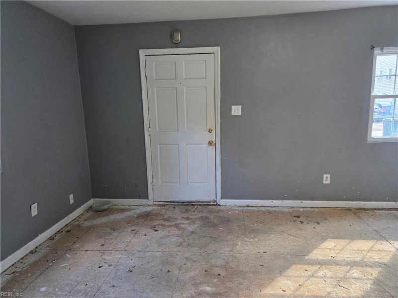 Photo 7 of 14 residential for sale in Portsmouth virginia Photo 7 of 14 residential for sale in Portsmouth virginia