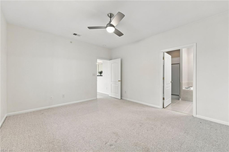 Photo 14 of 41 residential for sale in Virginia Beach virginia