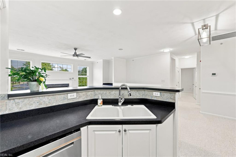 Photo 37 of 41 residential for sale in Virginia Beach virginia