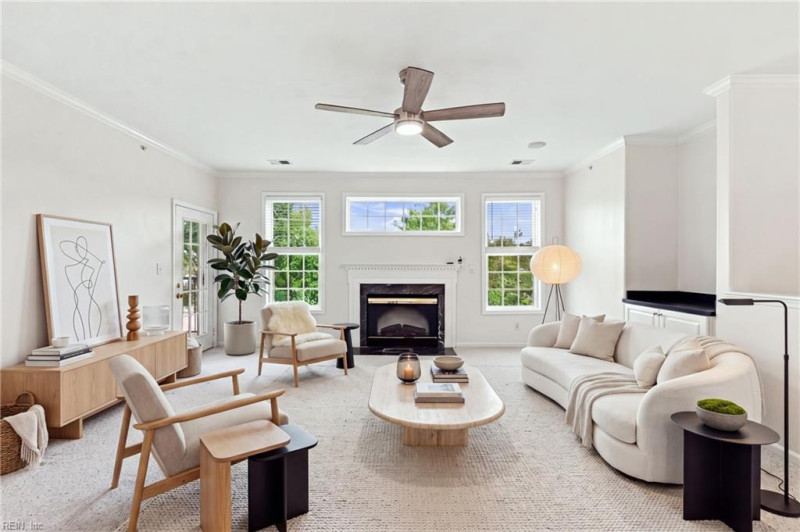 Photo 6 of 41 residential for sale in Virginia Beach virginia