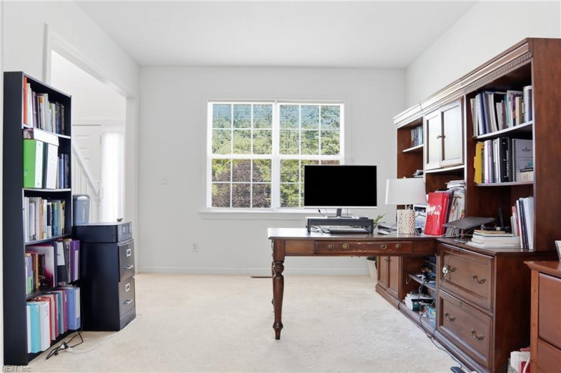 Photo 7 of 26 residential for sale in Poquoson virginia