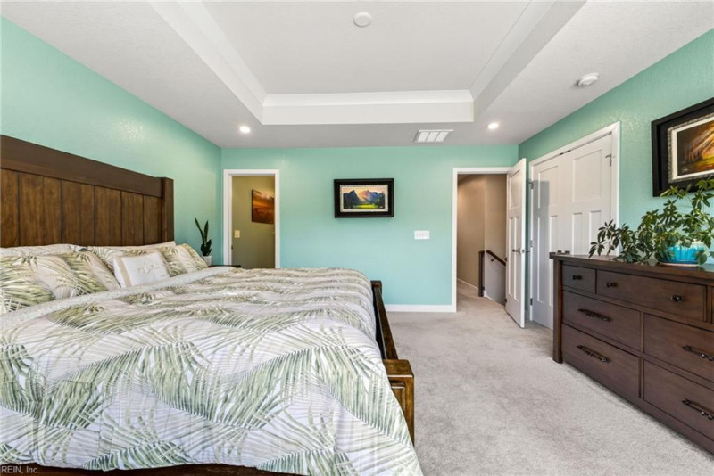 Photo 17 of 41 residential for sale in Chesapeake virginia