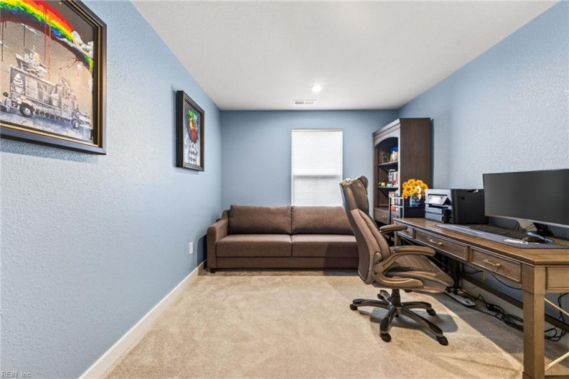 Photo 27 of 41 residential for sale in Chesapeake virginia