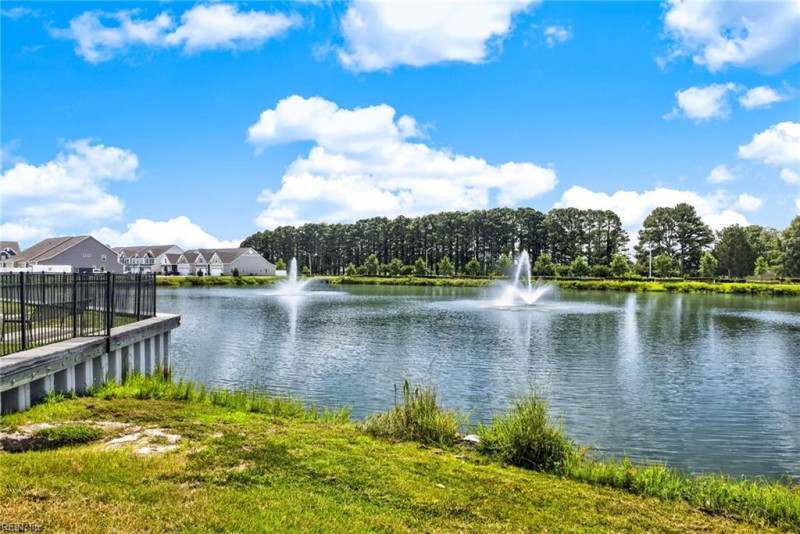 Photo 37 of 41 residential for sale in Chesapeake virginia