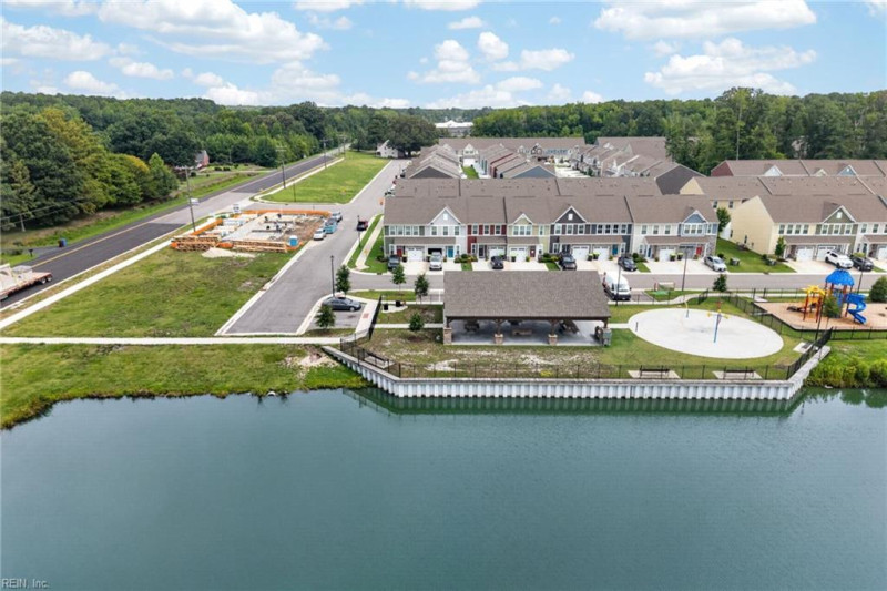 Photo 39 of 41 residential for sale in Chesapeake virginia