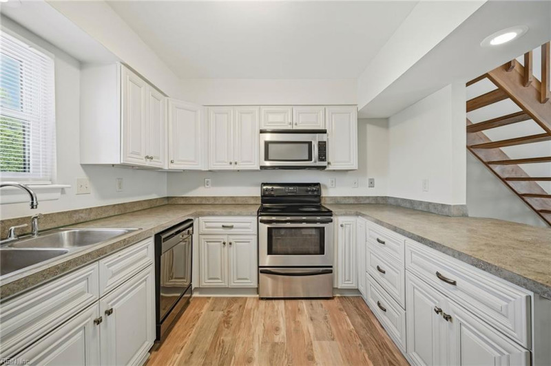 Photo 5 of 42 residential for sale in Norfolk virginia Photo 5 of 42 residential for sale in Norfolk virginia