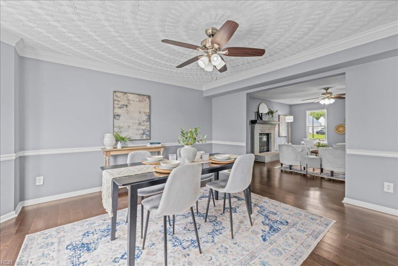 Photo 10 of 49 residential for sale in Chesapeake virginia