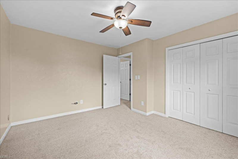 Photo 25 of 49 residential for sale in Chesapeake virginia