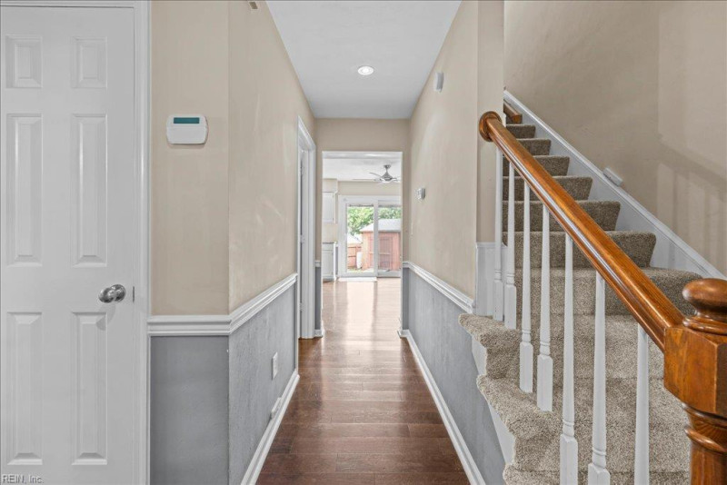 Photo 3 of 49 residential for sale in Chesapeake virginia