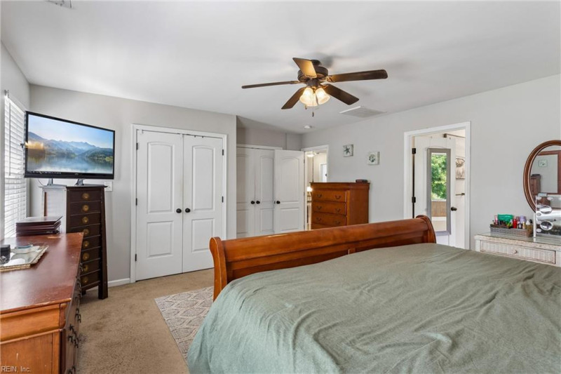 Photo 22 of 50 residential for sale in Poquoson virginia