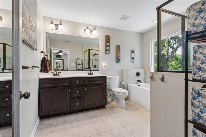 Photo 23 of 50 residential for sale in Poquoson virginia