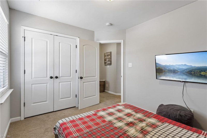 Photo 30 of 50 residential for sale in Poquoson virginia