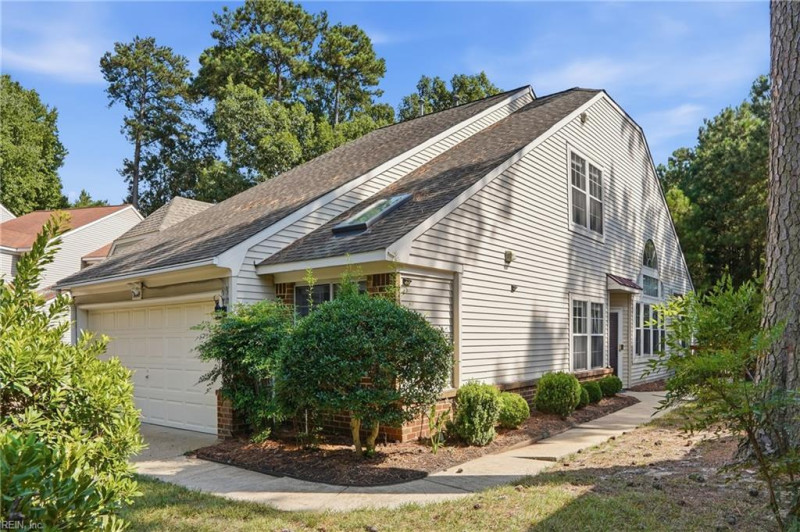 Photo 1 of 29 residential for sale in York County virginia