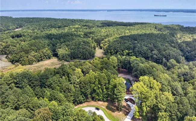 1201 Creekway Drive, Isle of Wight County, VA 23430