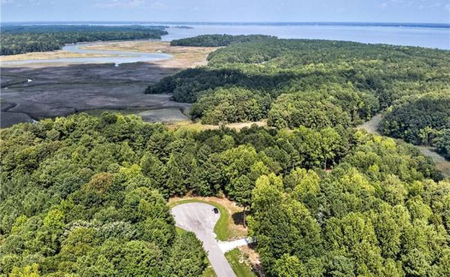 1201 Creekway Drive, Isle of Wight County, VA 23430