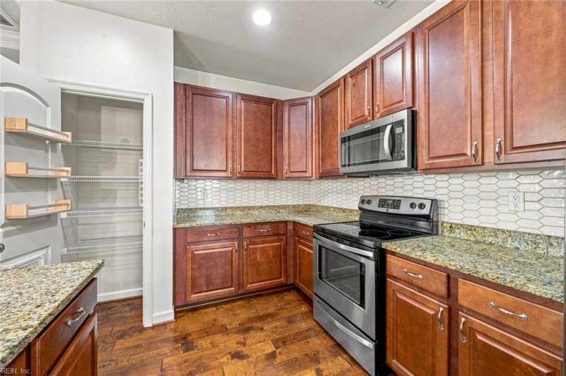 Photo 5 of 31 residential for sale in Chesapeake virginia Photo 5 of 31 residential for sale in Chesapeake virginia