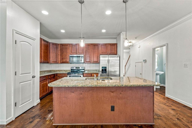 Photo 9 of 31 residential for sale in Chesapeake virginia Photo 9 of 31 residential for sale in Chesapeake virginia