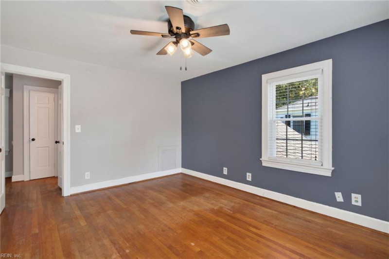 Photo 27 of 39 residential for sale in Newport News virginia