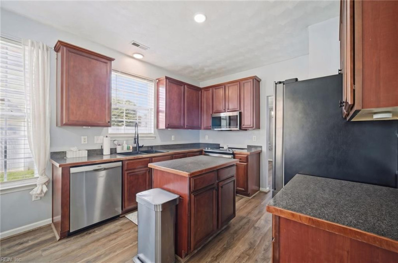 Photo 16 of 50 residential for sale in Suffolk virginia