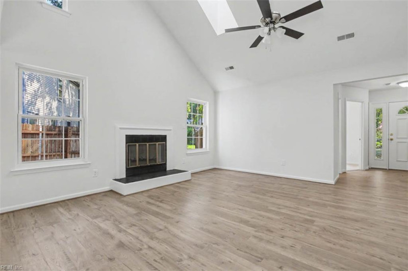 Photo 9 of 35 residential for sale in Newport News virginia Photo 9 of 35 residential for sale in Newport News virginia