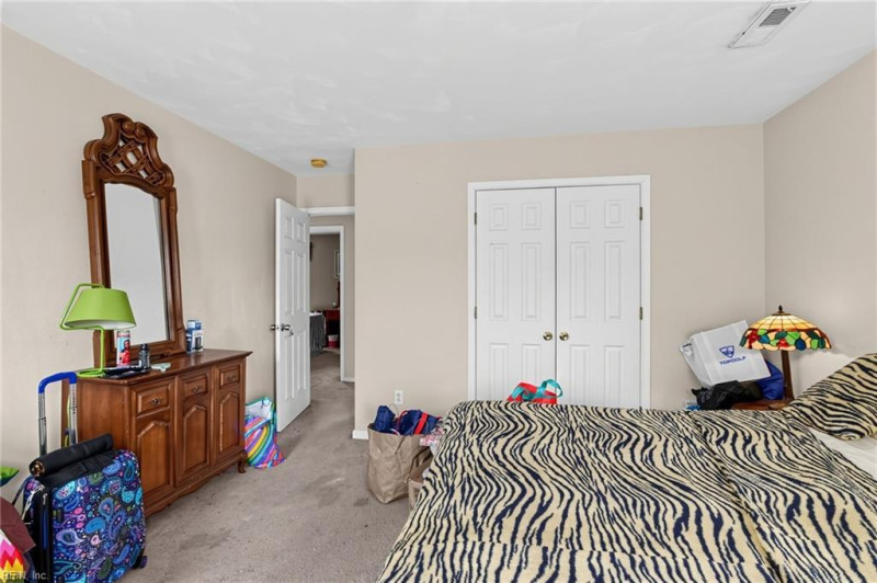 Photo 17 of 31 residential for sale in Norfolk virginia