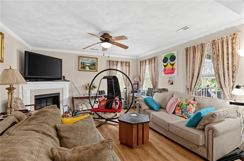 Photo 4 of 31 residential for sale in Norfolk virginia