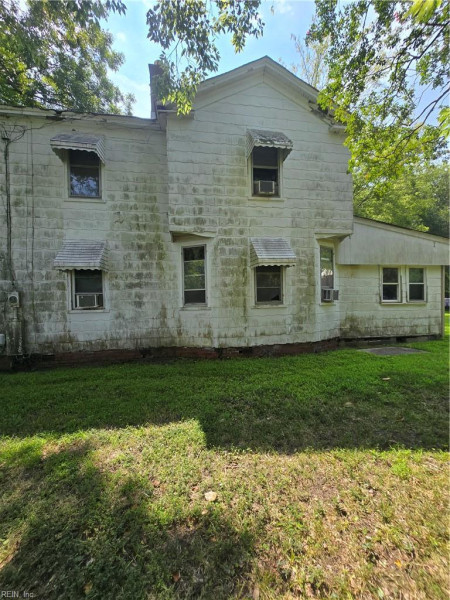 Photo 2 of 7 residential for sale in Hampton virginia