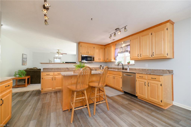 Photo 14 of 50 residential for sale in Newport News virginia